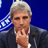 Caputo va la UIA a presentar la reforma laboral del Gobierno pero los empresarios se muestran reticentes y se enfocan en la baja de impuestos