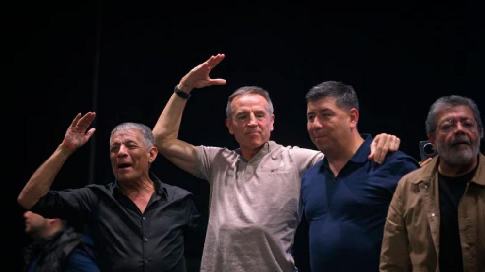 La nueva CGT se prepara para enfrentar la reforma laboral: Si Milei reedita el DNU, habr movilizacin