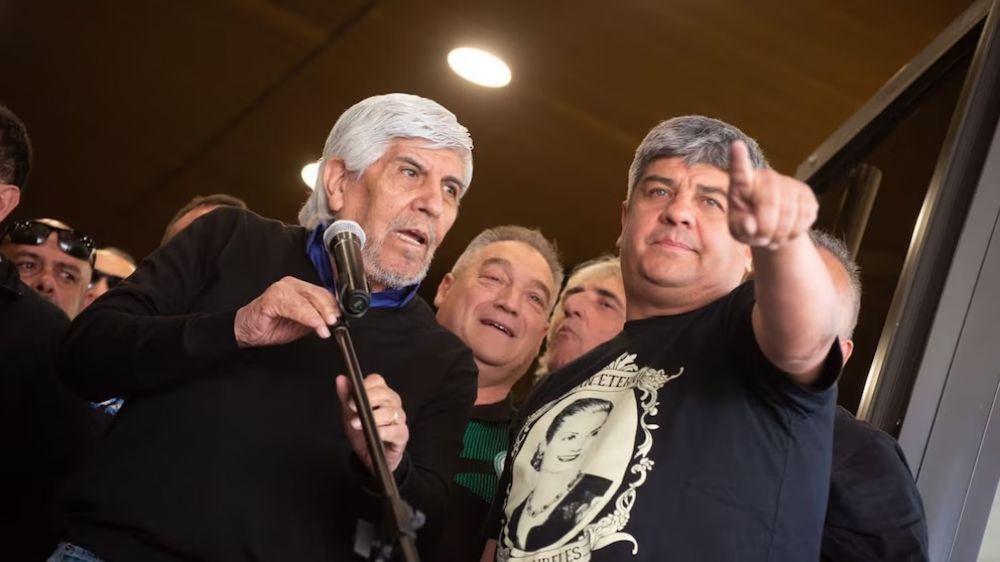 En medio de la escalada interna, reapareci Pablo Moyano con un duro mensaje a empresarios de Aguas y Gaseosas: Ojo con querer tocar a un trabajador que vino a hablar conmigo, porque voy a ser el primero en parar la empresa