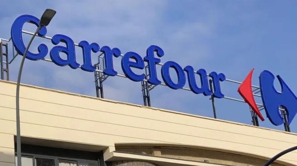 Se intensifica la disputa por Carrefour Argentina: bancos, fondos y alianzas en juego