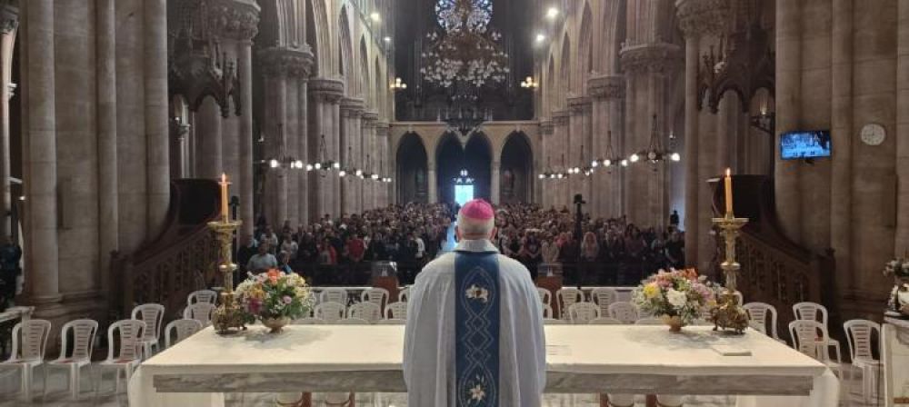 En Lujn, Mons. Giobando alent a los marplatenses a 'caminar con esperanza'