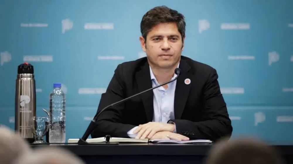 Kicillof, sin foto ni fondos: la deuda de Nacin, telfonos cortados y una pelea por el territorio para 2027