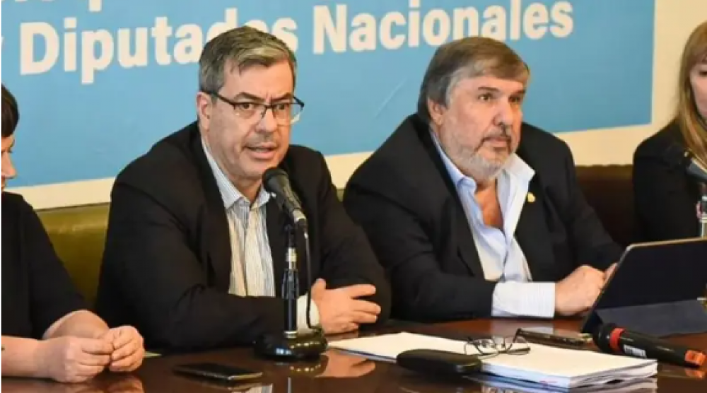 Martnez y Mayans activan gestiones para evitar la divisin de los bloques