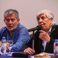 En medio de su propia guerra interna, Camioneros va al Congreso anual y ya empieza el debate por el tradicional bono de fin de ao