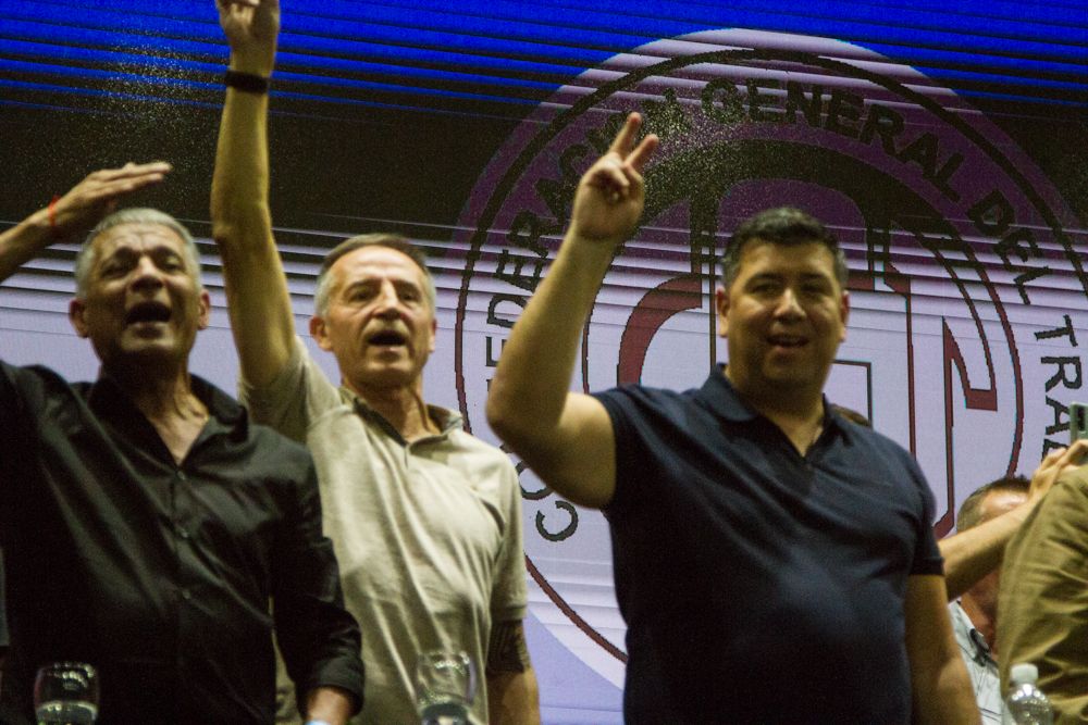 Sin contacto con el Gobierno desde que asumi, la nueva conduccin de la CGT recibe a los diputados de extraccin sindical para cerrar posturas contra la Reforma Laboral