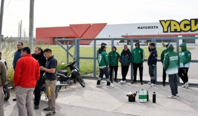 Yaguar baj sus persianas en Baha Blanca y despidi a sus 60 trabajadores que ahora esperan la indemnizacin