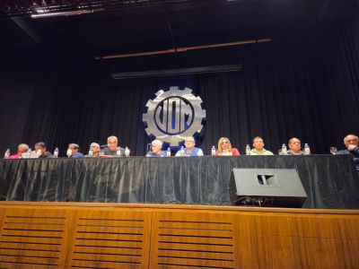 Roberto Bonetti corri formalmente a Antonio Cal, asumi como lder de la UOM Capital y empiezan las especulaciones sobre un enfrentamiento o una alianza con Abel Furln