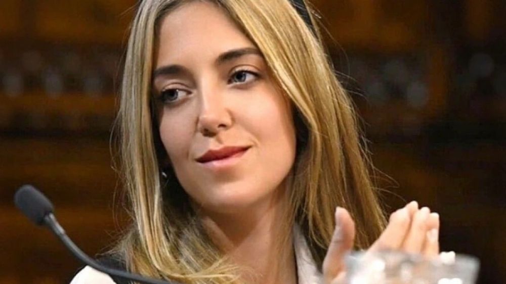 Renunci una funcionaria de Caputo despus que le encontraron 700 mil dlares: 