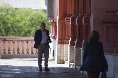 El Gobierno ya tiene los borradores de las reformas laboral y educativa: las reuniones finales y la presentacin