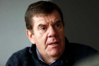 El intendente PRO-libertario que no se va del todo: licencia, banca y poder asegurado