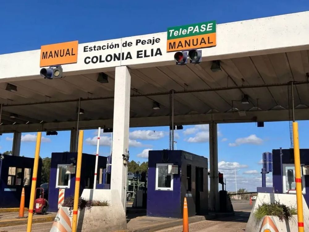 Javier Milei y Toto Caputo reeditan la privatizacin de rutas de Carlos Menem: peajes para todos