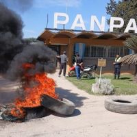 La fbrica de bolsas para el agro Panpack redujo su planta de 300 a 80 trabajadores