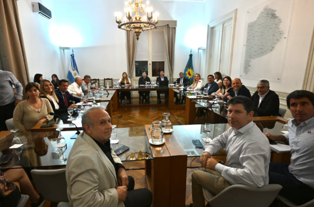 Axel Kicillof consigui dictamen para el endeudamiento y se allana el paquete de leyes econmicas