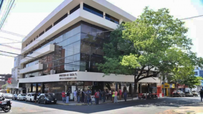 Paraguay: Empresas no pueden descontar a trabajadores por uniformes, herramientas ni capacitaciones