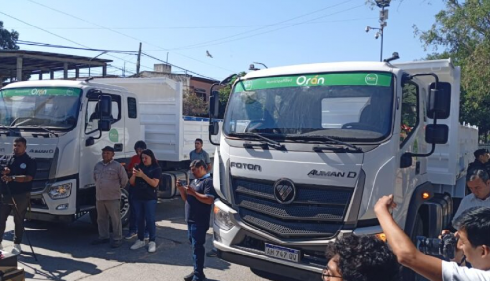 Orn: Lara Gros anunci la compra de camiones y equipamiento para fortalecer GIRSU