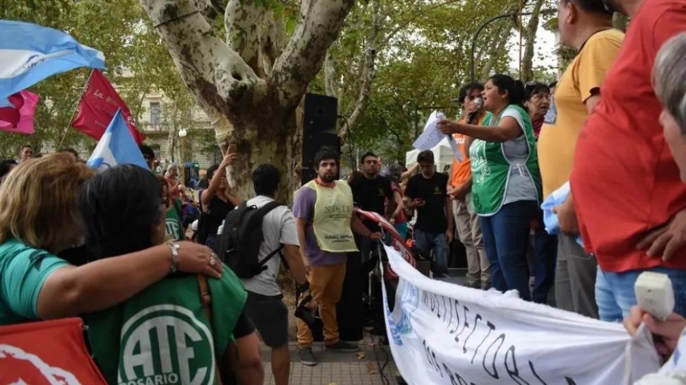 Las CTAs y organizaciones sociales marchan por un salario mnimo que supere la pobreza