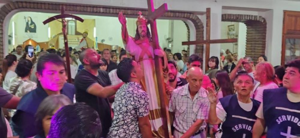 La parroquia Cristo Rey de La Banda celebr a su patrono y los 68 aos del templo