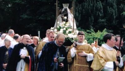 Uno de cada tres sacerdotes catlicos ingleses era anglicano