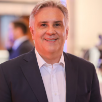 Crdoba: Martn Llaryora ser operado por una hernia epigstrica