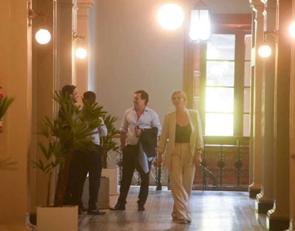 Axel Kicillof vs. intendentes: cunto y cmo se paga el fondo fijo para municipios domina la rosca bonaerense