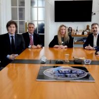 El Gobierno juega al equilibrio para construir la primera minora en Diputados y mantener el vnculo con el PRO