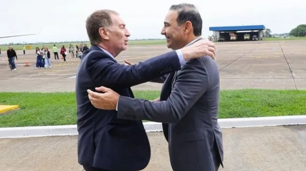 Diego Santilli estuvo con Gustavo Valds, suma a otro gobernador PJ a la Casa Rosada y afina el Presupuesto 2026