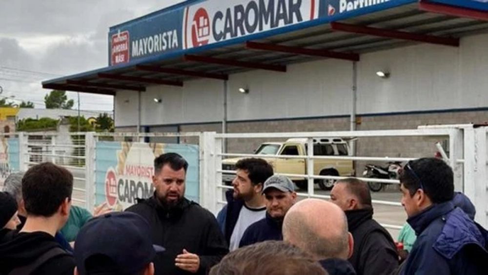 El mayorista Caromar de Mar del Plata despidi� a todo el personal y pretende pagar s�lo el 50% de las indemnizaciones