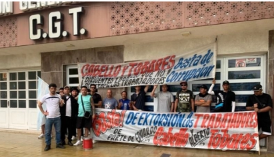 Denuncias cruzadas tras una protesta en la sede gremial de la CGT