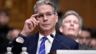 Estados Unidos frena el viaje de Scott Bessent a Argentina por la ausencia de Milei en el sorteo del Mundial