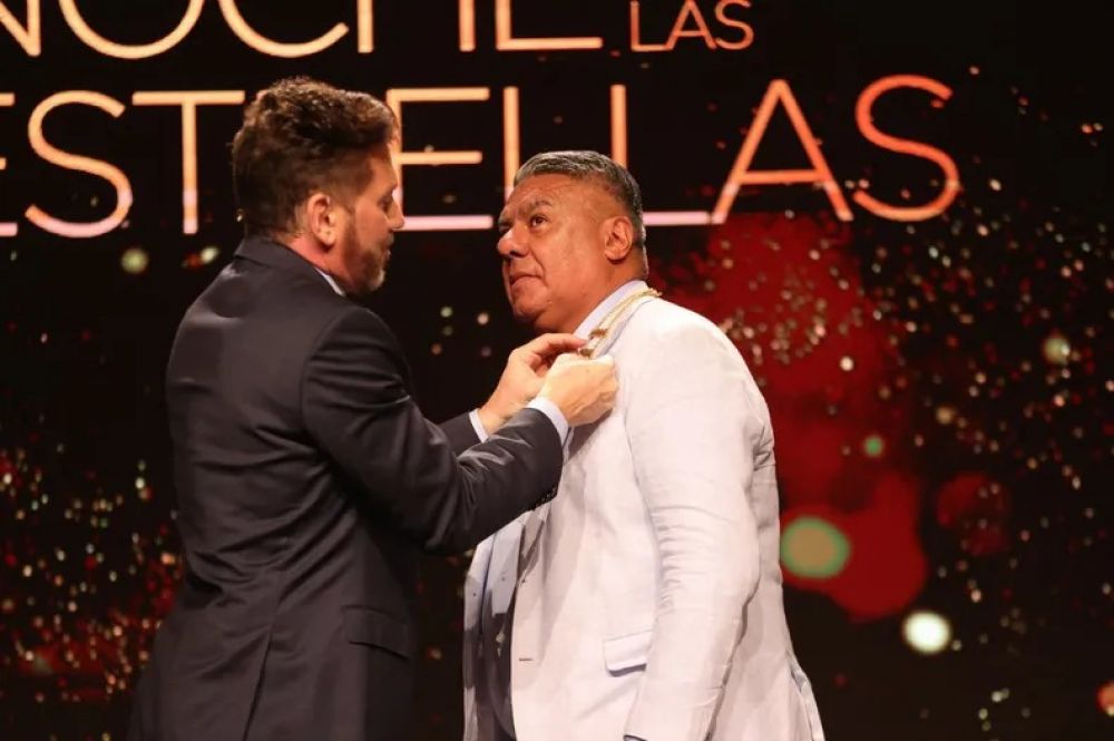 Clarn vs. Chiqui Tapia: la pelea de fondo por los derechos de televisacin del ftbol de ascenso