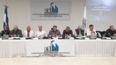 Gremios lanzan convocatoria nacional para salvar la industria argentina: no al industricidio