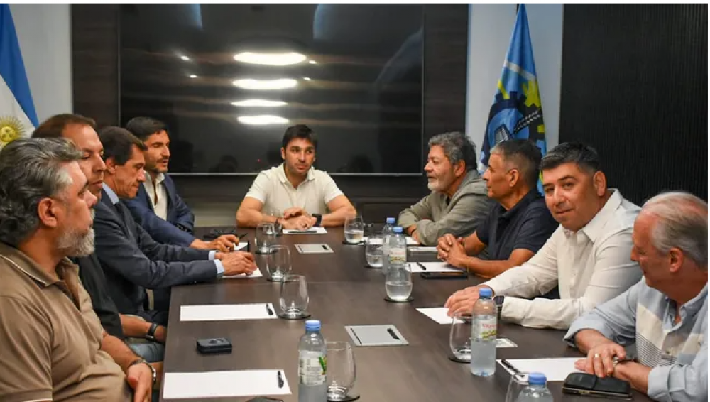 La CGT y Provincias Unidas avanzan en un acercamiento a das del debate a la reforma laboral