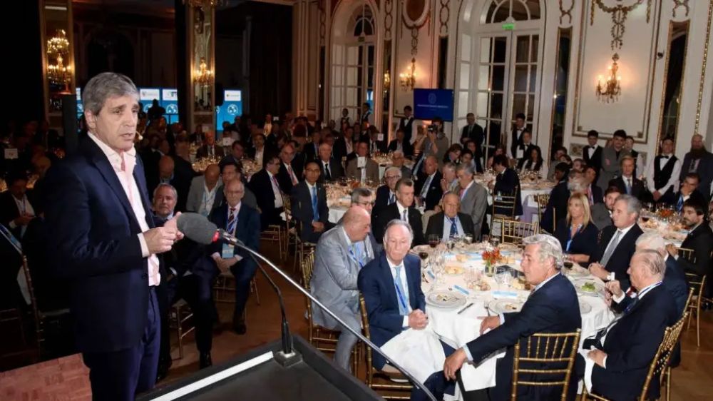 Una filosa respuesta a Paolo Rocca, aplausos y reclamos: as fue el paso de Luis Caputo por el Cicyp