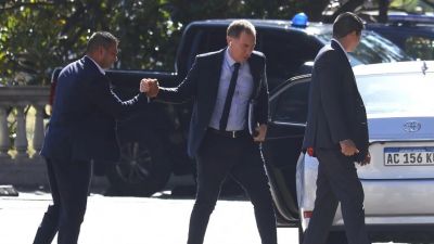 Santilli le puso prioridad a cerrar con Zamora para sacar el Presupuesto: 