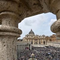El Papa suprime la Comisin para las donaciones a la Santa Sede