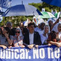 Kicillof acompa la ronda de las Madres, reivindic a Bonafini y carg contra Milei desde la Plaza de Mayo