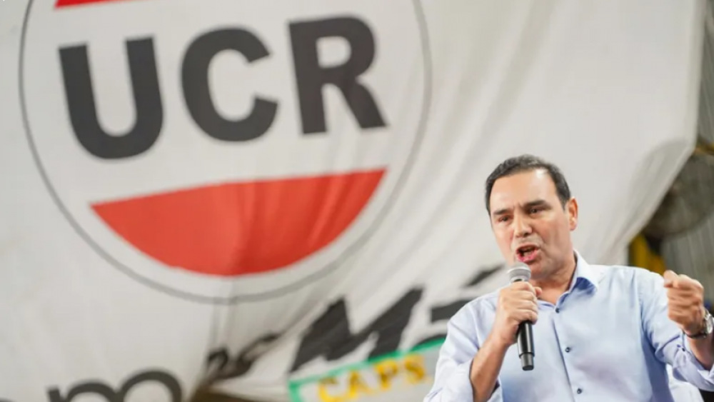 UCR, todos adentro (para que no se rompa)