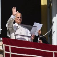 Len XIV: Dios reina no para dominarnos, sino para liberarnos