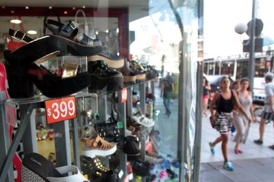 Se desplom� el consumo en noviembre y las ventas de las pymes cayeron m�s del 9% respecto a octubre