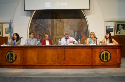 Para Correa, lo que quiere hacer el presidente Milei es insertarnos en una colonia yanqui