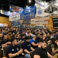 En un masivo Congreso, la Juventud del Transporte pidi ms participacin poltica de los trabajadores y rechaz la reforma laboral