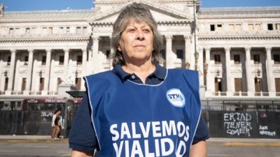 Trabajadores Viales exigen una propusta tras un ao de atraso: 