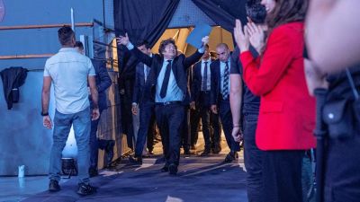 Dos aos de Milei: cmo la motosierra ultraliberal desplom la industria y uberiz el trabajo