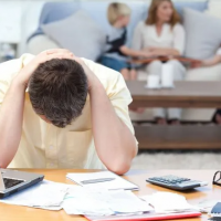 El doble que en 2024: el 29% de los argentinos destina el aguinaldo a pagar deudas