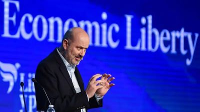 Sturzenegger reconoci una baja en las indemnizaciones: Es para todos