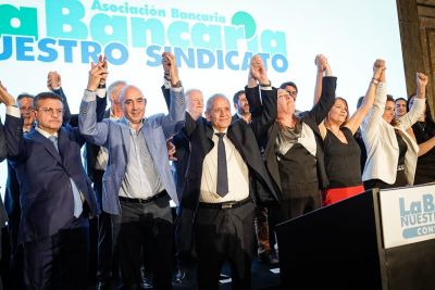 La Bancaria volvi� a actualizar los salarios por IPC y el sueldo inicial de la actividad ya supera los 2 millones de pesos