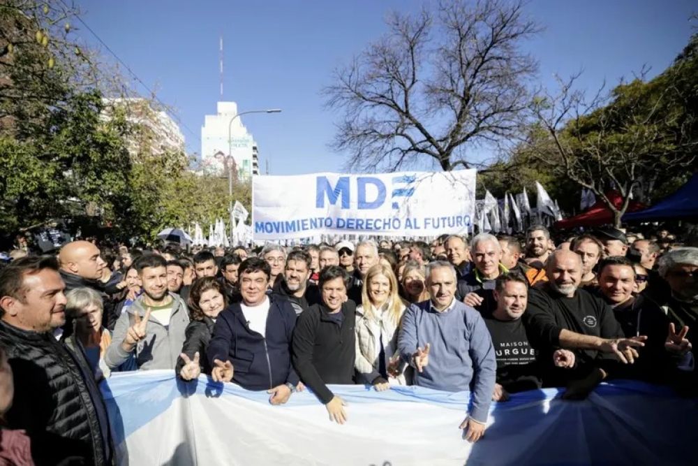 CGT: Axel Kicillof y La C�mpora se suman a la marcha, cada uno por su lado