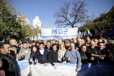 CGT: Axel Kicillof y La C�mpora se suman a la marcha, cada uno por su lado