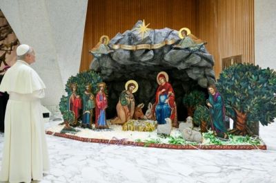 El Papa agradece pesebre provida para el Vaticano: �Representa una vida preservada del aborto�