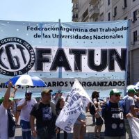 Los nodocentes de universidades le sumaron un paro total por 24 horas para intensificar medidas de fuerza de cara a la movilizaci�n de la CGT